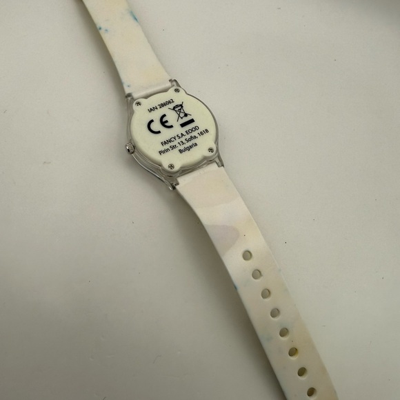 Minions Chaos Kids Analog Quartz Watch Needs a Battery Works Great Silicone Band - Picture 7 of 8